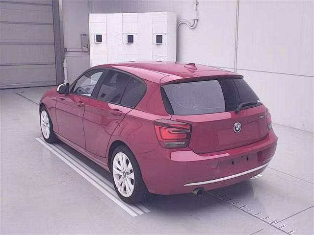 BMW 1-SERIES