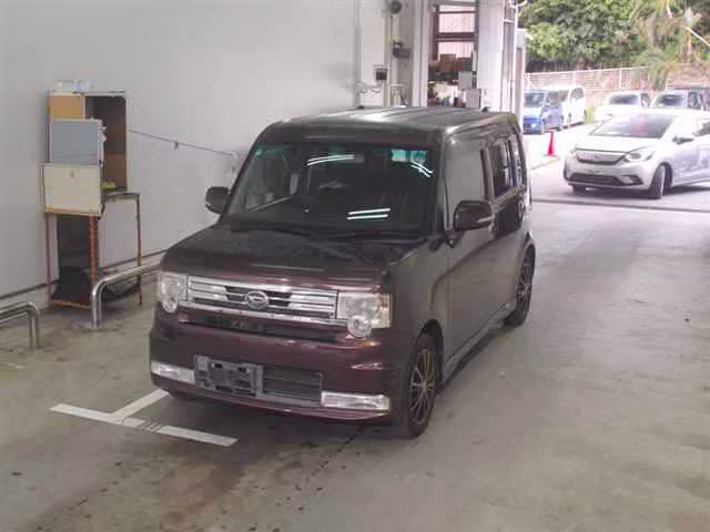 DAIHATSU MOVE CONTE