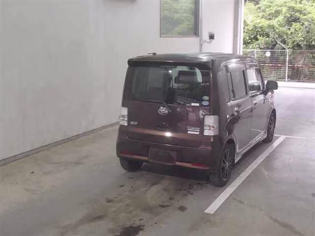 DAIHATSU MOVE CONTE