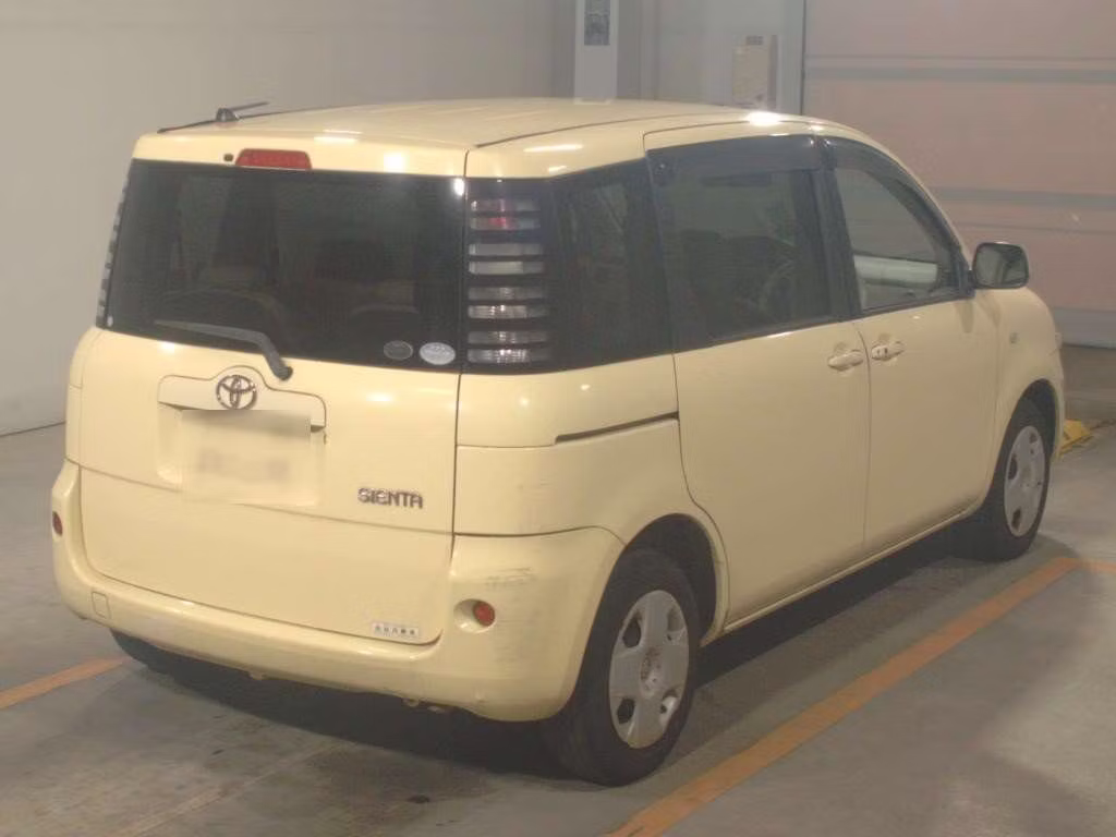 TOYOTA SIENTA