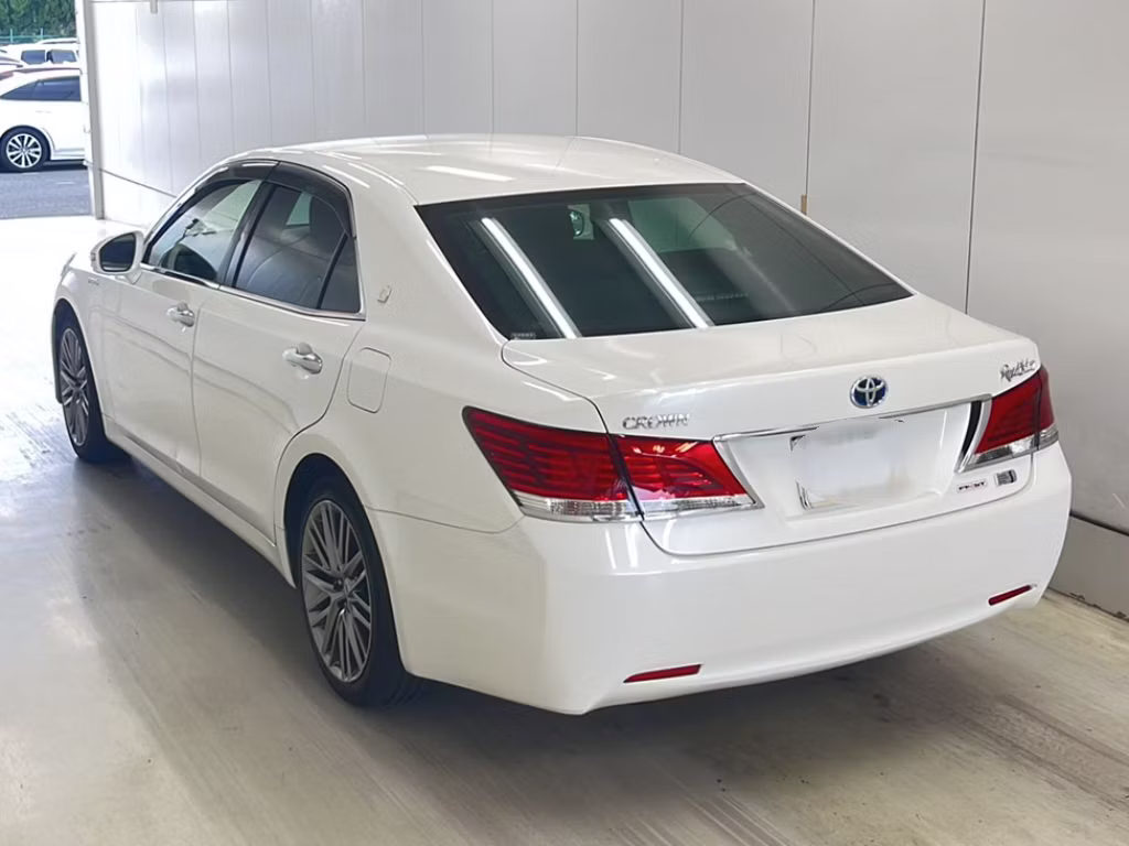 TOYOTA CROWN