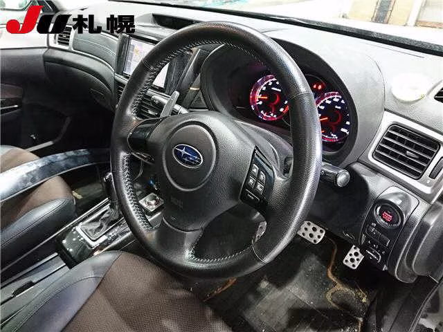 SUBARU EXIGA CROSSOVER 7