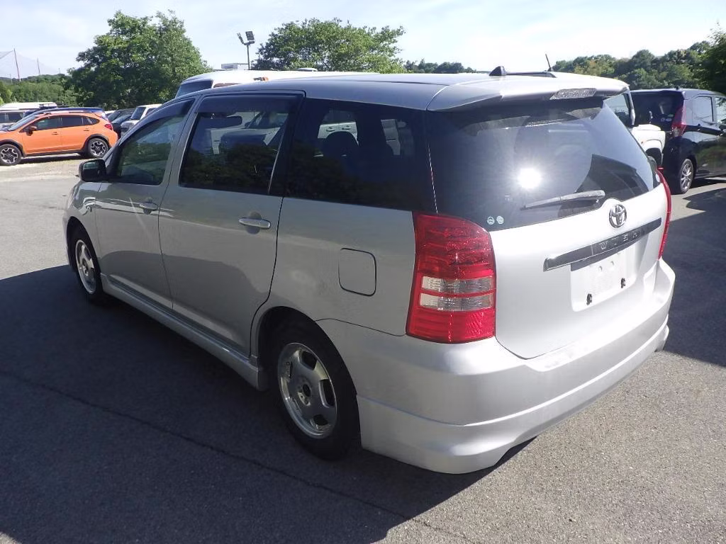 TOYOTA WISH