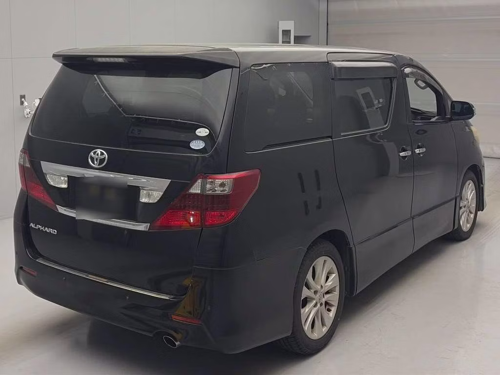 TOYOTA ALPHARD