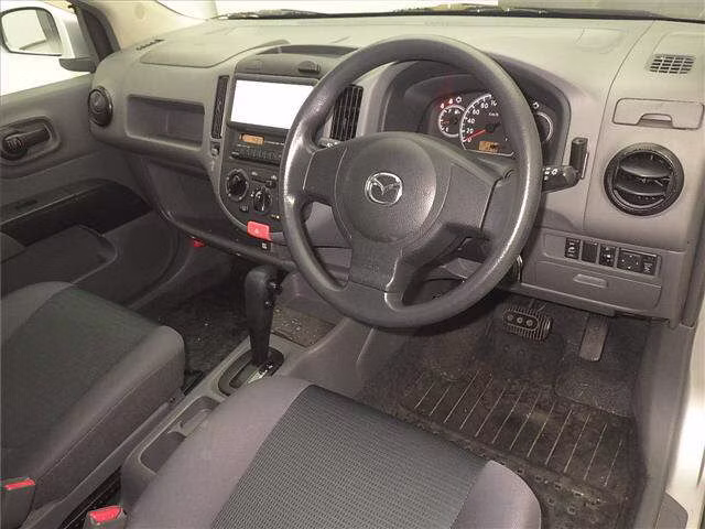 MAZDA FAMILIA