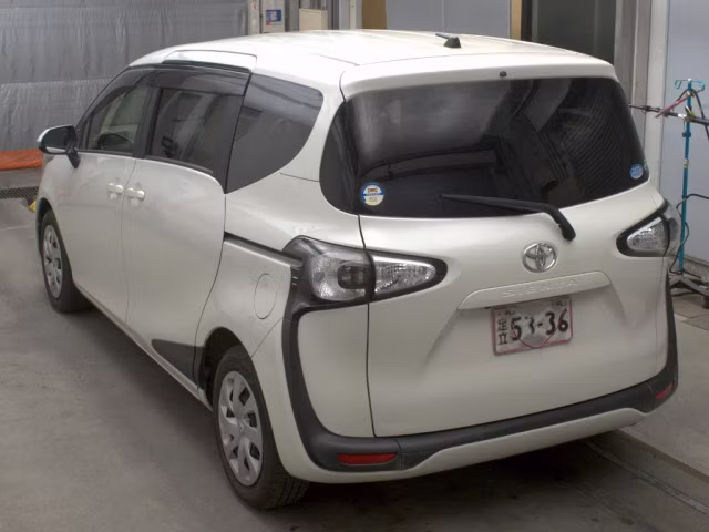 TOYOTA SIENTA