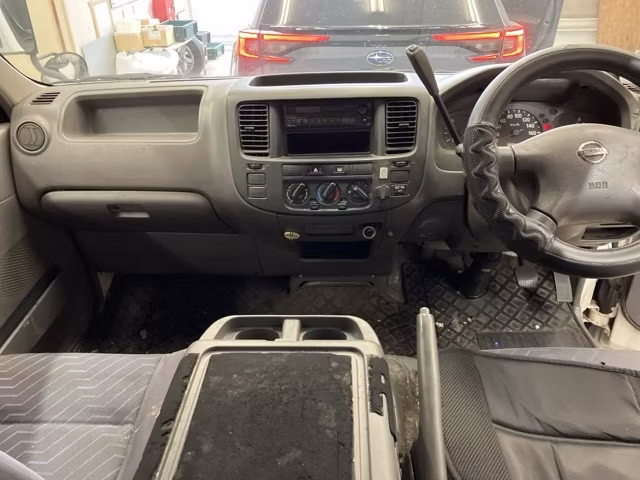 NISSAN CARAVAN