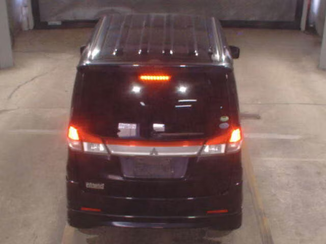 MITSUBISHI DELICA D:2