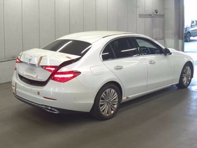 MERCEDES-BENZ C-CLASS