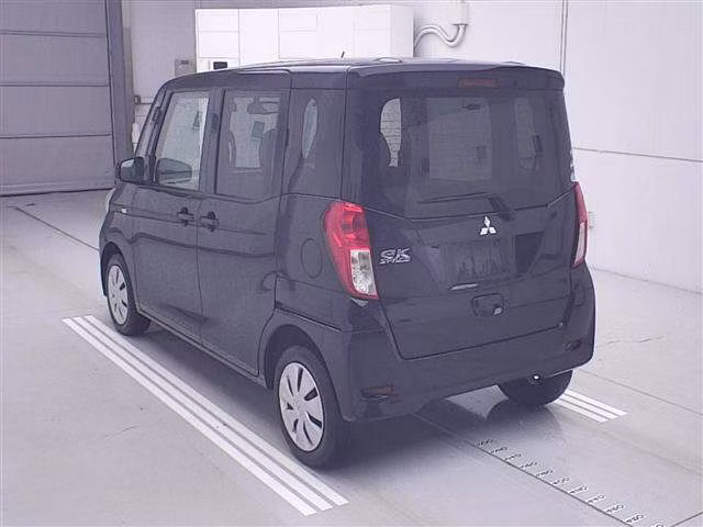 MITSUBISHI EK SPACE