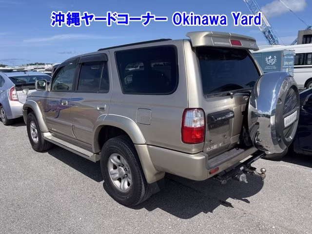 TOYOTA HILUX SURF