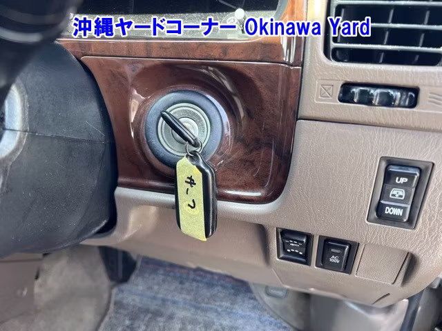 TOYOTA HILUX SURF