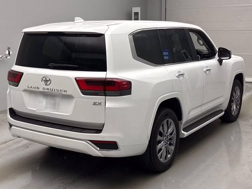 TOYOTA LAND CRUISER