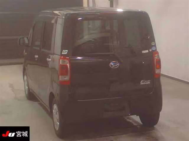 DAIHATSU TANTO EXE