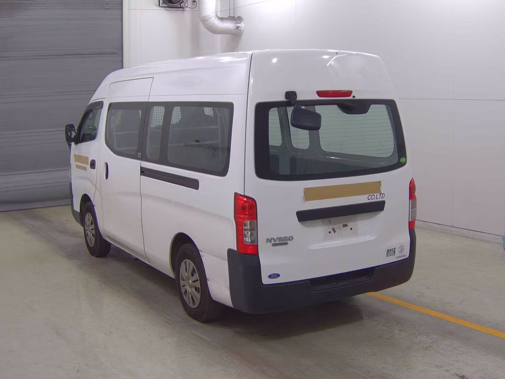 NISSAN NV350 CARAVAN