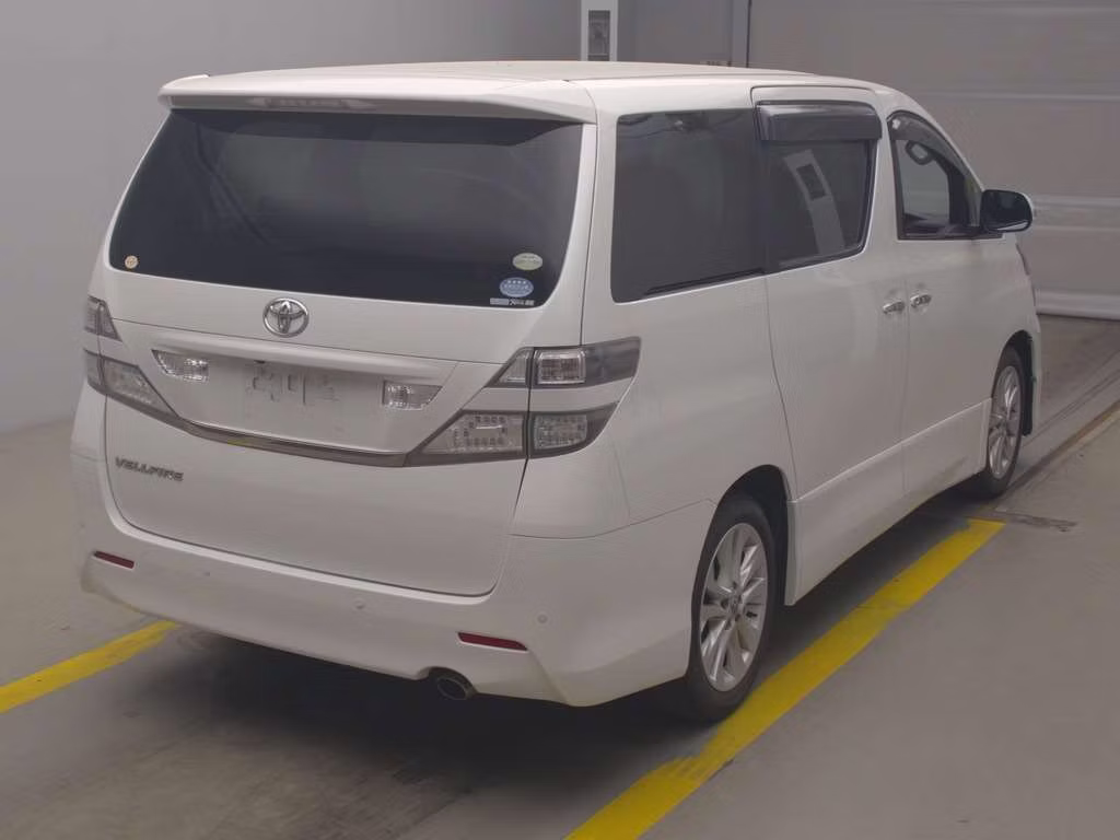 TOYOTA VELLFIRE