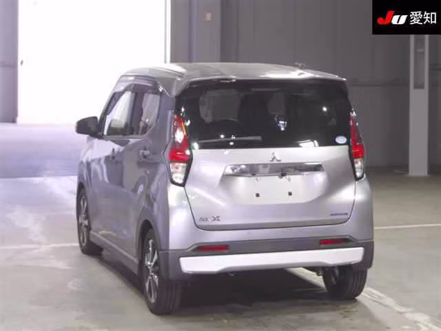 MITSUBISHI EK X