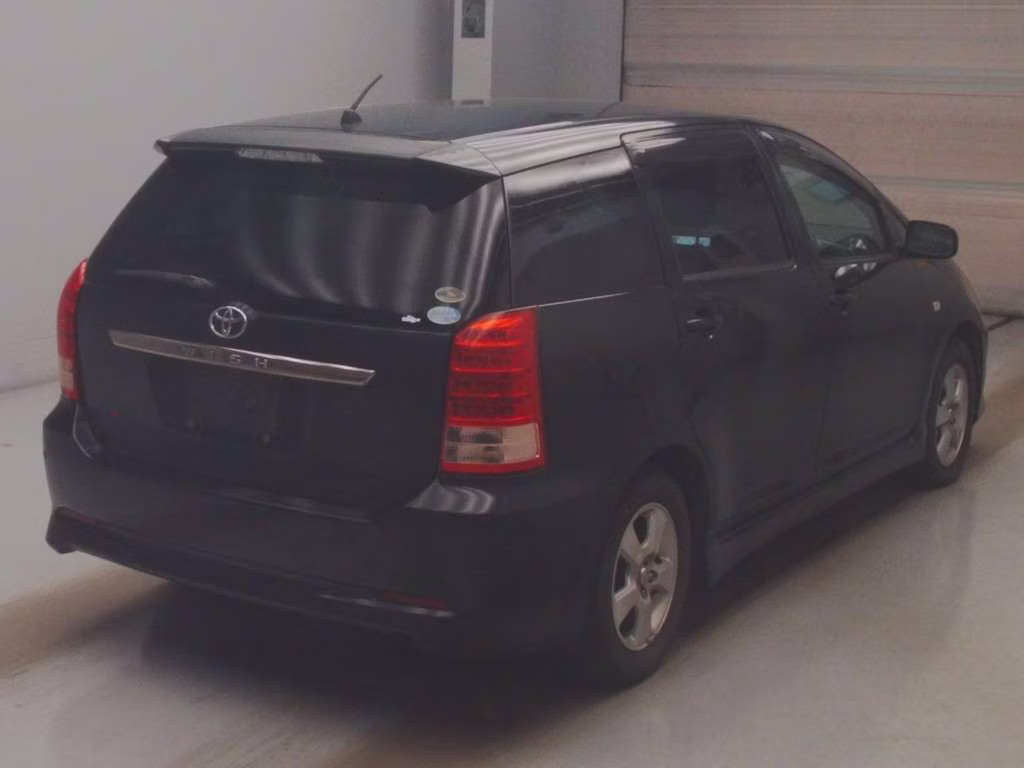 TOYOTA WISH
