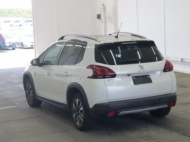 PEUGEOT 2008