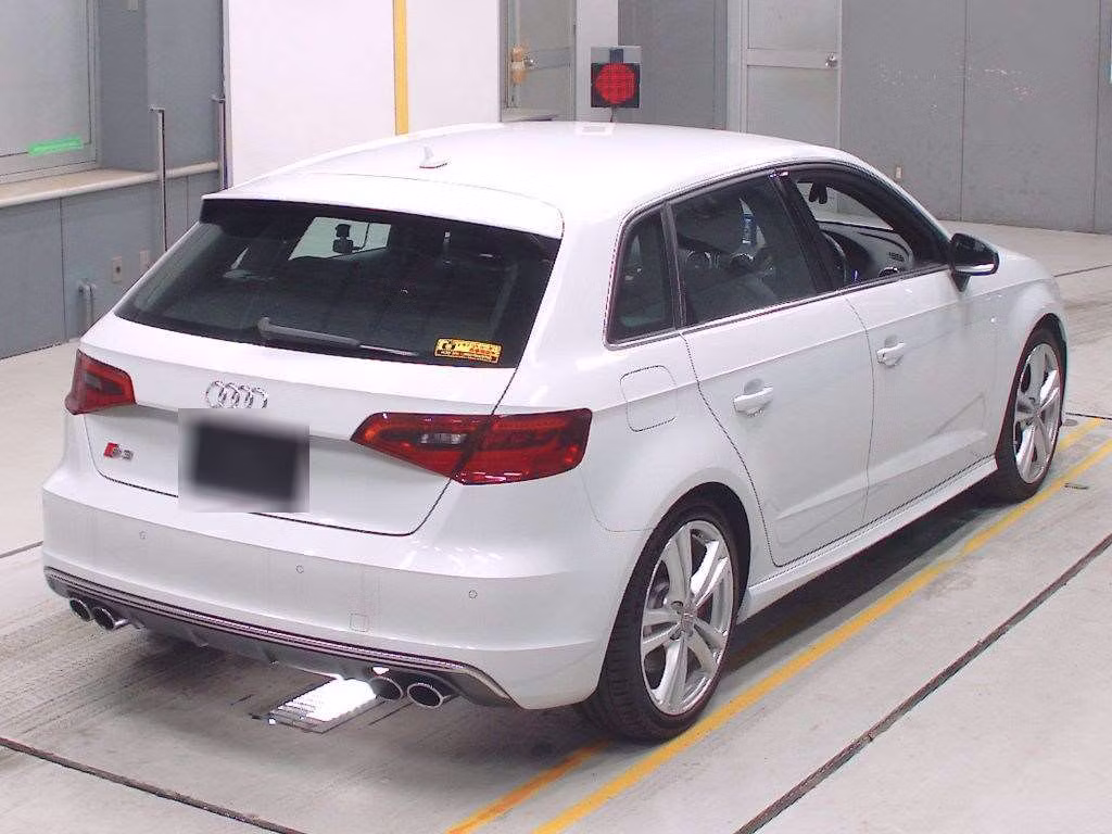 AUDI S3