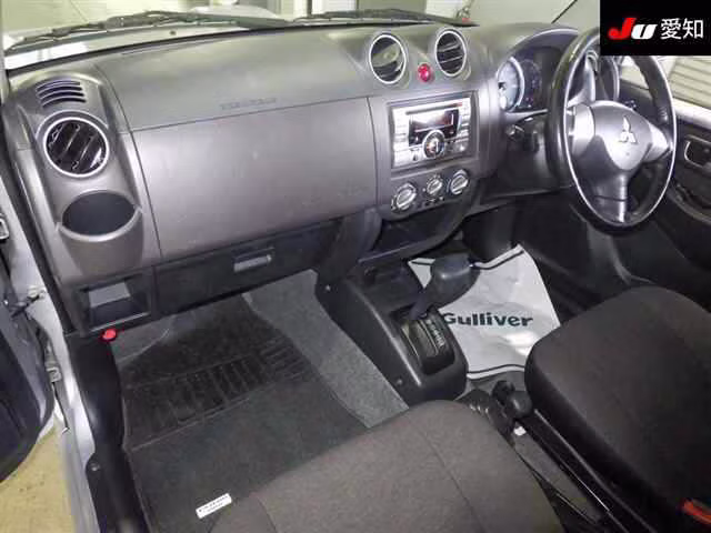 MITSUBISHI PAJERO MINI