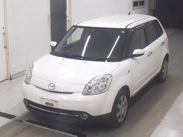 MAZDA VERISA