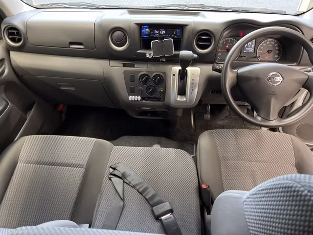 NISSAN NV350 CARAVAN