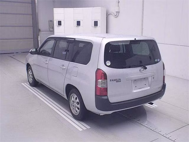 MAZDA FAMILIA