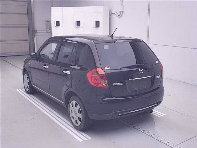 MAZDA VERISA