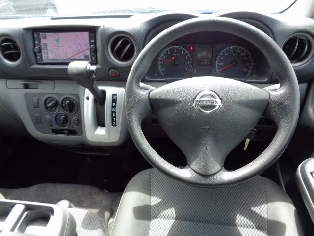 NISSAN CARAVAN