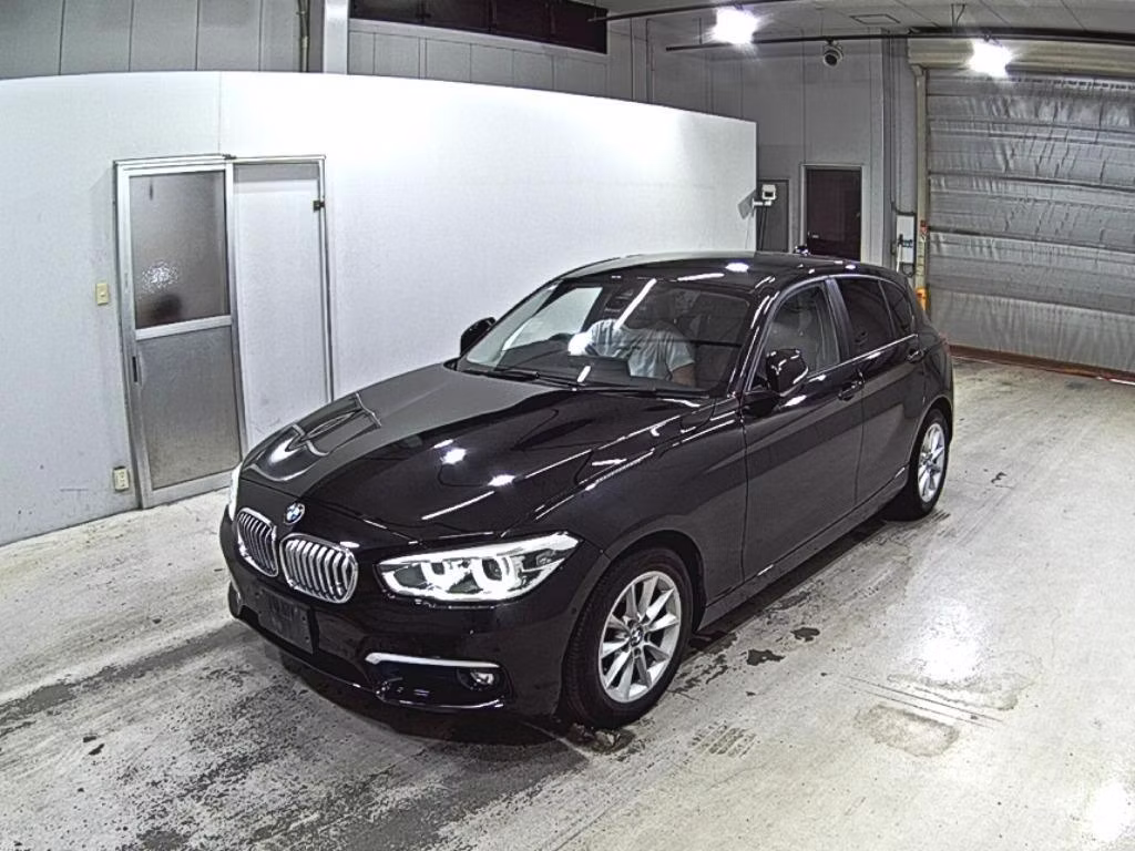 BMW 1-SERIES