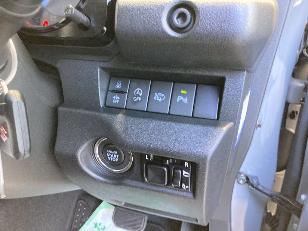SUZUKI JIMNY SIERRA