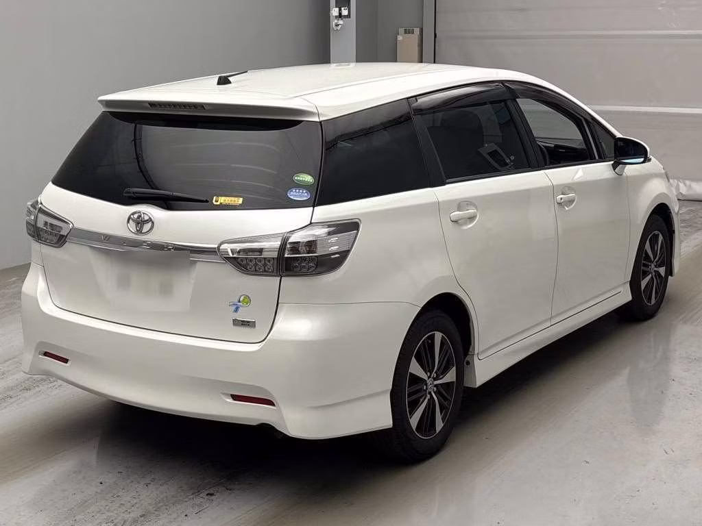 TOYOTA WISH