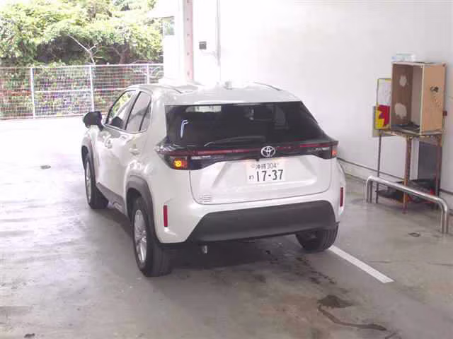 TOYOTA YARIS CROSS