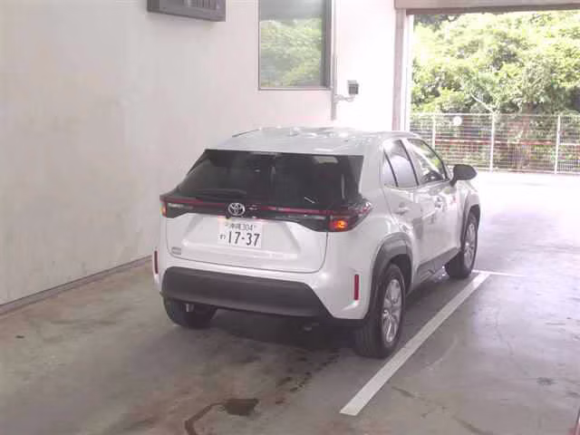 TOYOTA YARIS CROSS