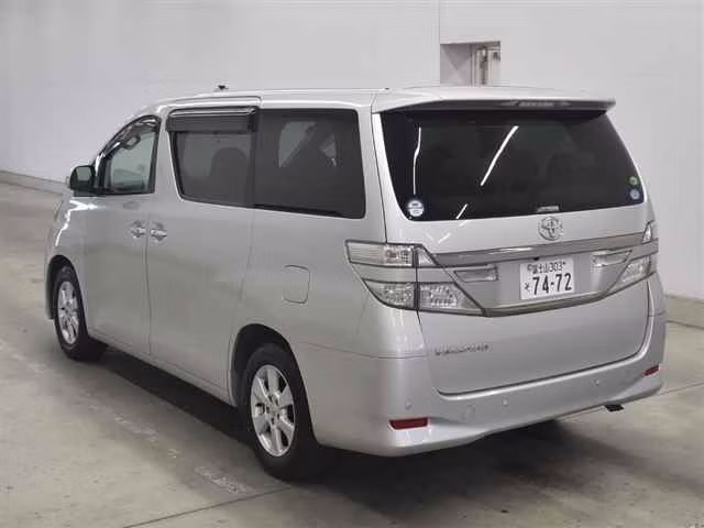 TOYOTA VELLFIRE
