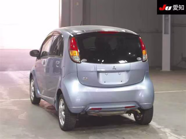 MITSUBISHI I