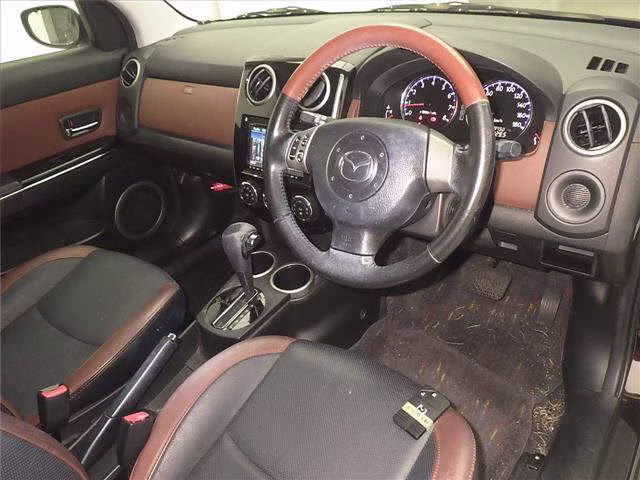 MAZDA VERISA