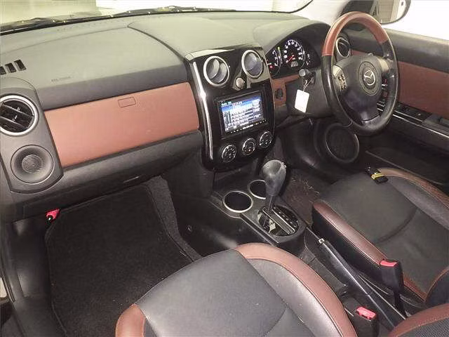 MAZDA VERISA