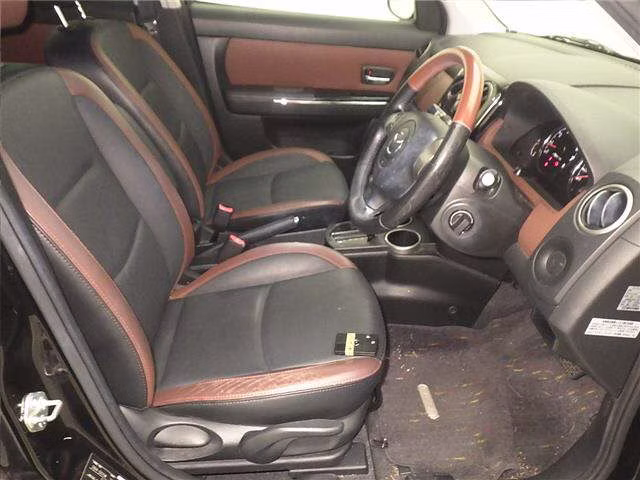 MAZDA VERISA