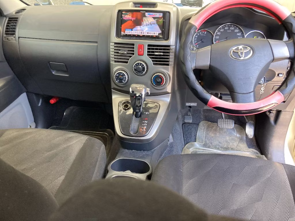 TOYOTA RUSH
