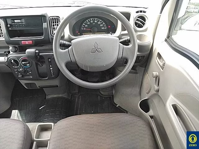 MITSUBISHI MINICAB