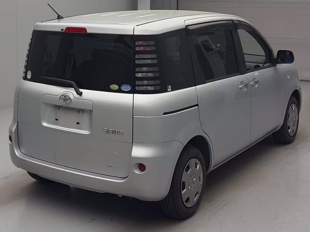 TOYOTA SIENTA