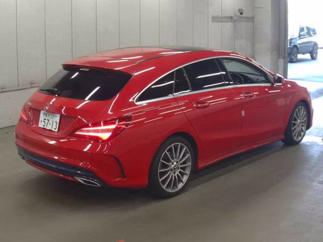 MERCEDES-BENZ CLA-CLASS
