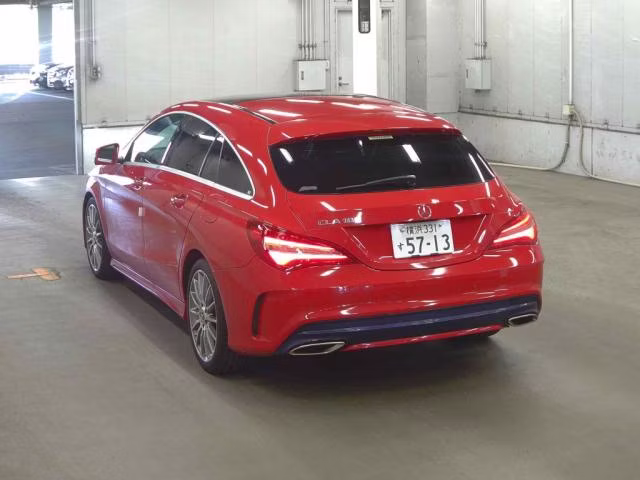 MERCEDES-BENZ CLA-CLASS