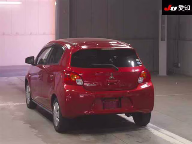 MITSUBISHI MIRAGE