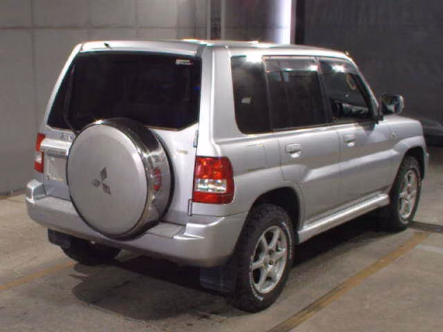 MITSUBISHI PAJERO IO
