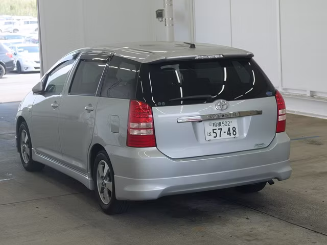 TOYOTA WISH