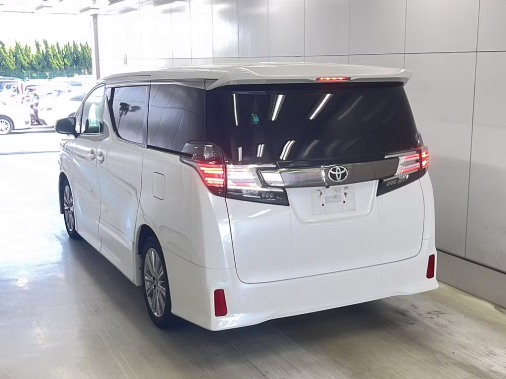 TOYOTA VELLFIRE