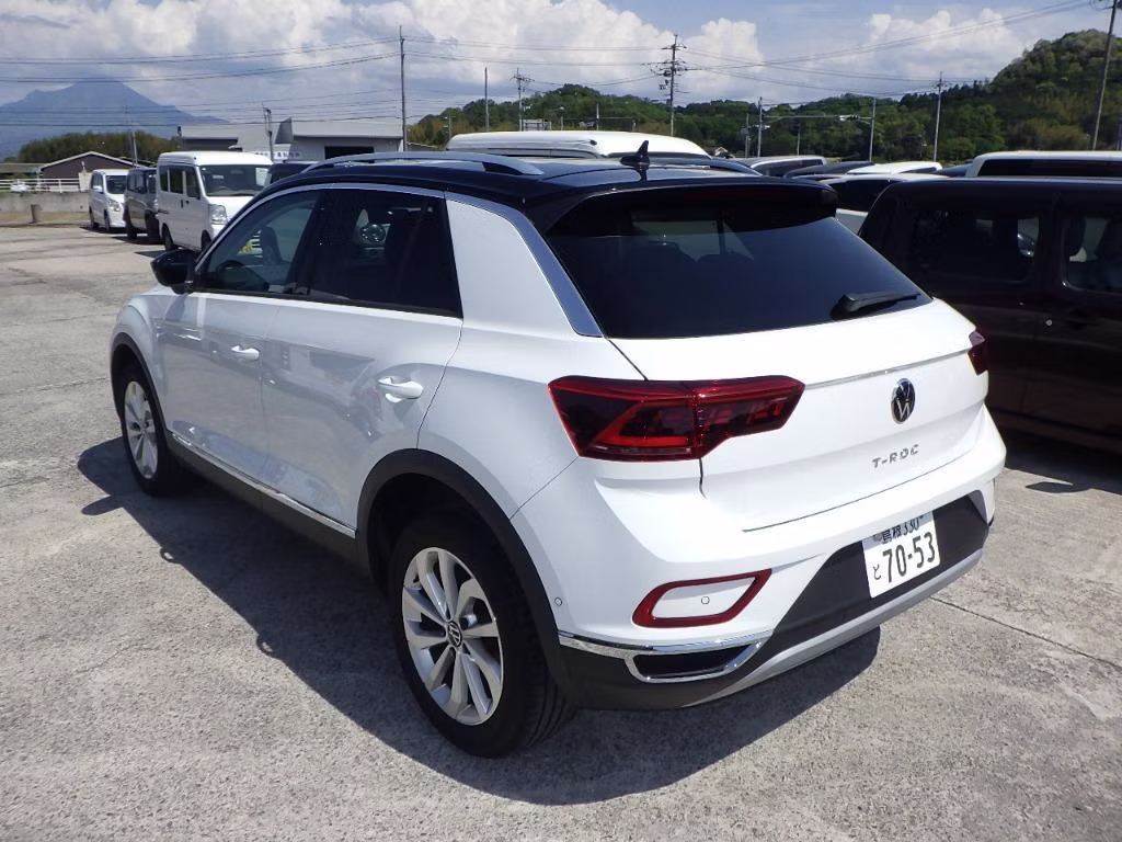 VOLKSWAGEN T-ROC
